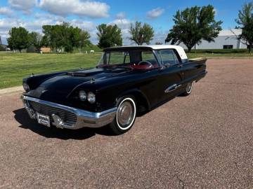 1959 FORD THUNDERBIRD