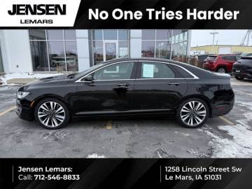 2017 LINCOLN MKZ