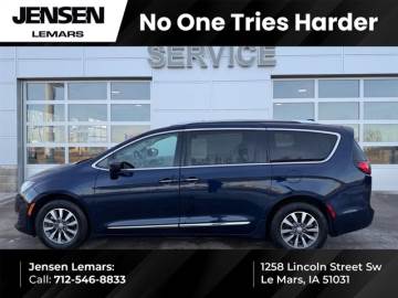 2020 CHRYSLER PACIFICA