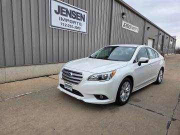 2016 SUBARU LEGACY