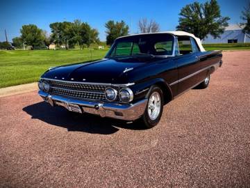 1961 FORD GALAXIE