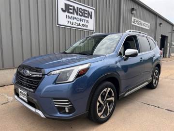 2022 SUBARU FORESTER