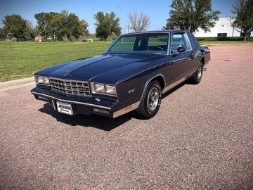 1983 CHEVROLET MONTE CARLO