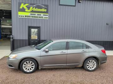 2012 CHRYSLER 200