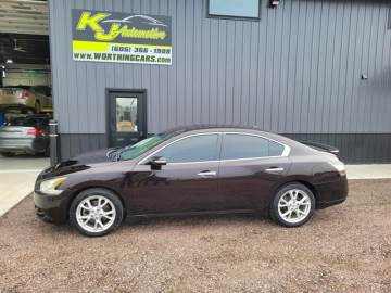 2012 NISSAN MAXIMA