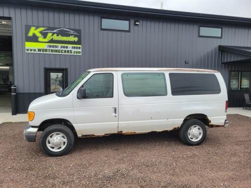 2004 Ford Econoline Wagon
