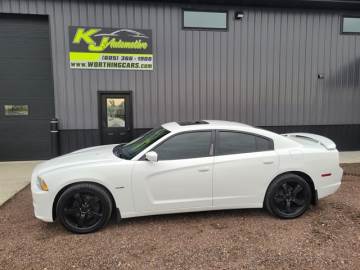 2011 DODGE CHARGER
