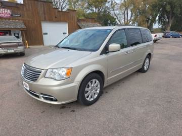 2015 CHRYSLER TOWN & COUNTRY