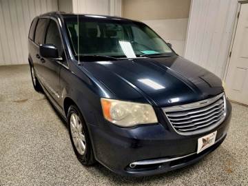 2013 CHRYSLER TOWN & COUNTRY