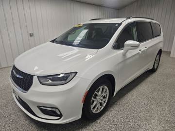 2022 CHRYSLER PACIFICA