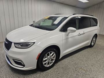 2022 CHRYSLER PACIFICA