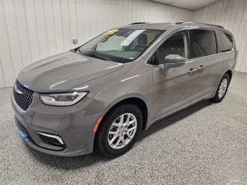 2022 CHRYSLER PACIFICA