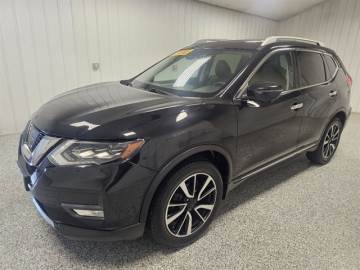 2017 NISSAN ROGUE