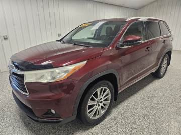 2016 TOYOTA HIGHLANDER