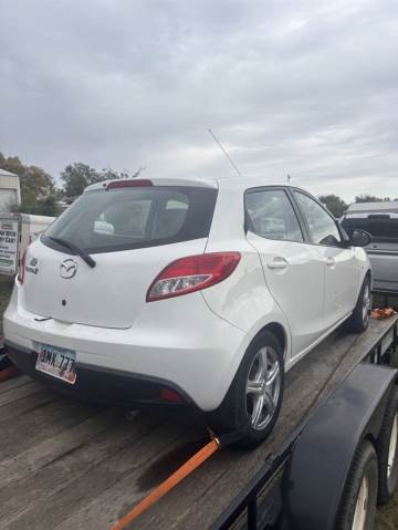 2014 MAZDA MAZDA2