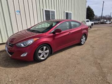2013 HYUNDAI ELANTRA