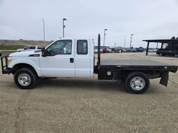 2012 Ford F-350 Super Duty Chassis Cab XLT