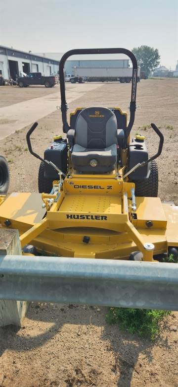 2023 HUSTLER Z DIESEL RD 72"