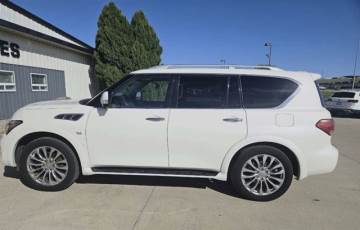 2017 INFINITI QX80