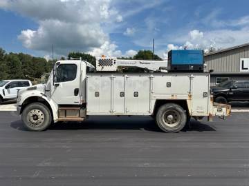2006 FREIGHTLINER M2