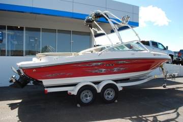2007 SEA RAY SPORT 205