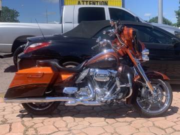 2012 HARLEY DAVIDSON FLHXSE - CVO STREET GLIDE