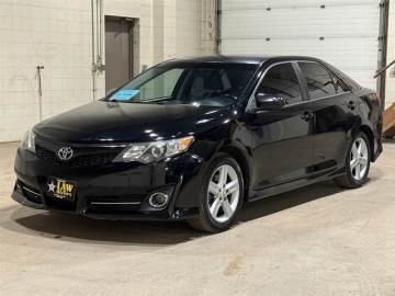 2013 TOYOTA CAMRY