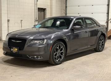 2016 CHRYSLER 300