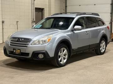 2013 SUBARU OUTBACK