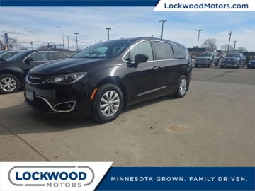 2019 CHRYSLER PACIFICA