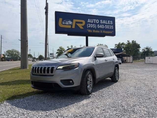 2019 Jeep Cherokee Latitude Plus's photo