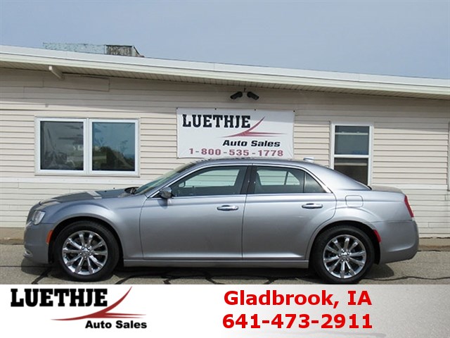 2015 Chrysler 300 C