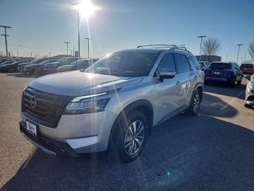 2022 NISSAN PATHFINDER