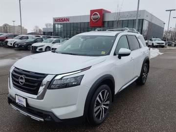 2025 NISSAN PATHFINDER