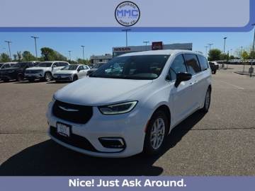 2024 CHRYSLER PACIFICA