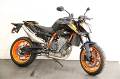 2022 KTM 890 DUKE R