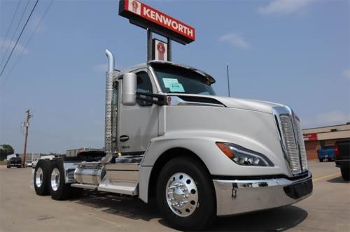 2025 KENWORTH T680