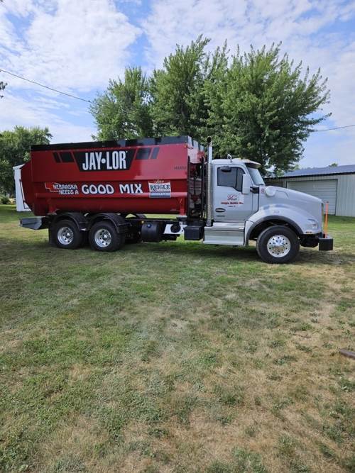 2026 KENWORTH T880
