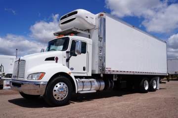 2017 KENWORTH T370