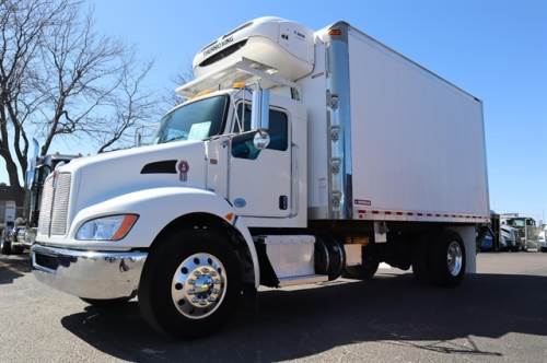 2018 KENWORTH T270