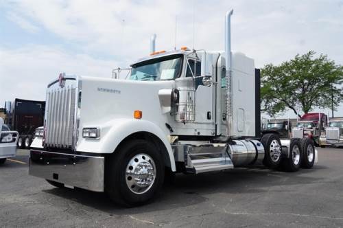 2026 KENWORTH W900L