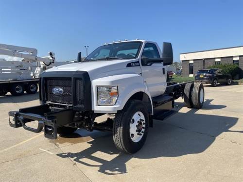 2021 FORD F750 XL SD