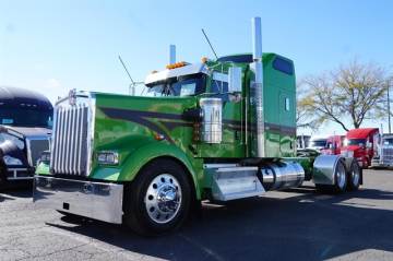 2021 KENWORTH W900L