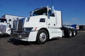 2020 WESTERN STAR 5700XE
