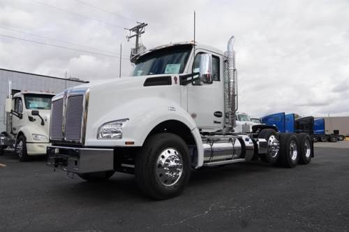 2026 KENWORTH T880
