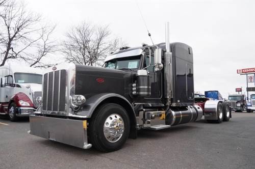 2024 PETERBILT 389
