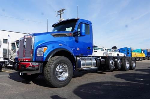 2026 KENWORTH T880