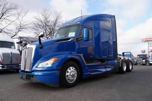 2022 KENWORTH T680