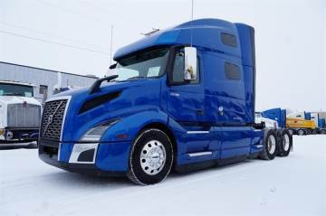 2023 VOLVO VNL84T760
