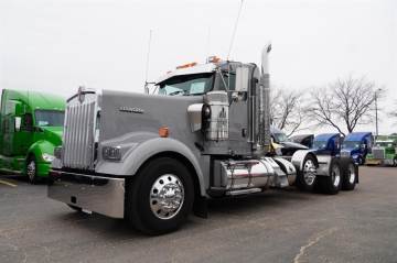 2021 KENWORTH W900L